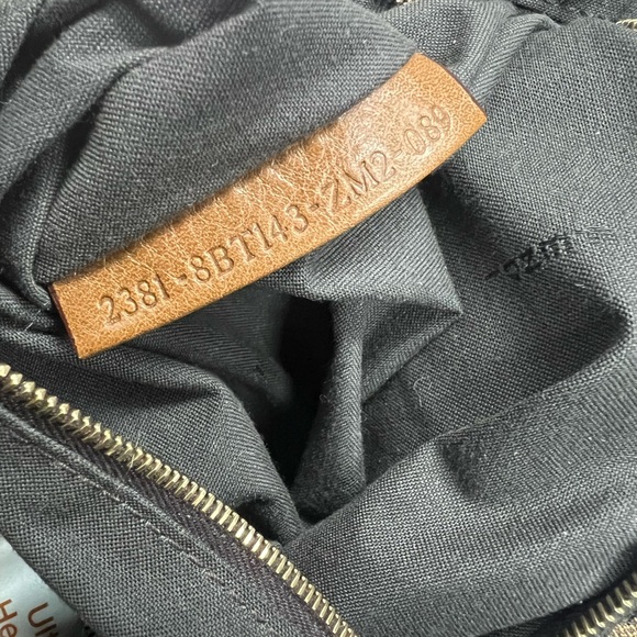 BEAUTIFUL VINTAGE FENDI LOGO SHOULDER BAG - Picture 6 of 12